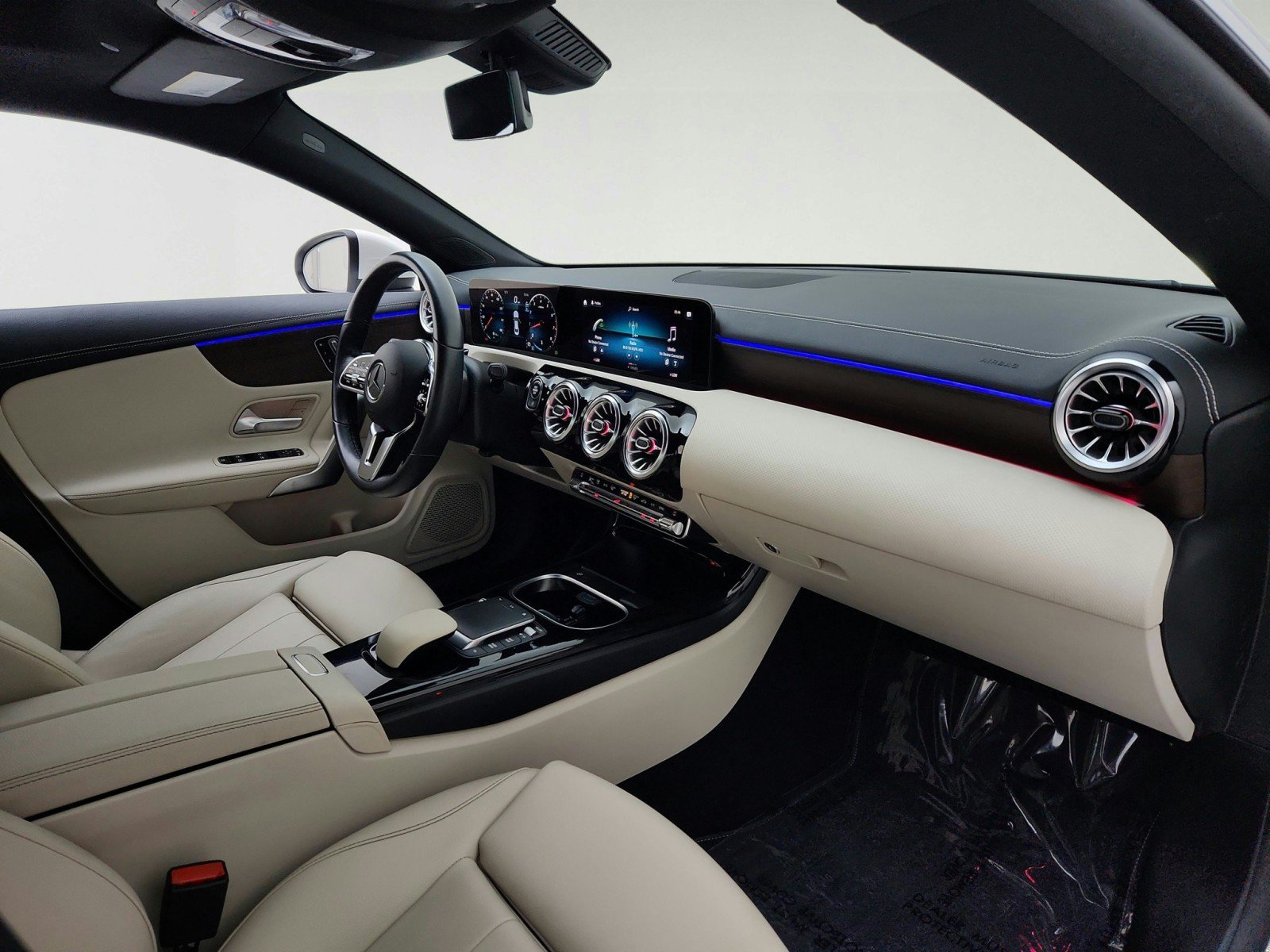 Certified 2023 Mercedes-Benz CLA 250 w/ Premium Package image 30