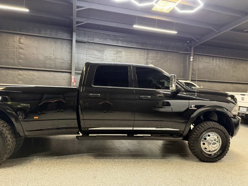 Used 2018 RAM 3500 Laramie Longhorn AWD/4WD image 8