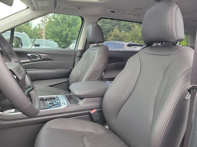 New 2027 Kia Carnival SX w/ Dark Edition Package FWD image 14