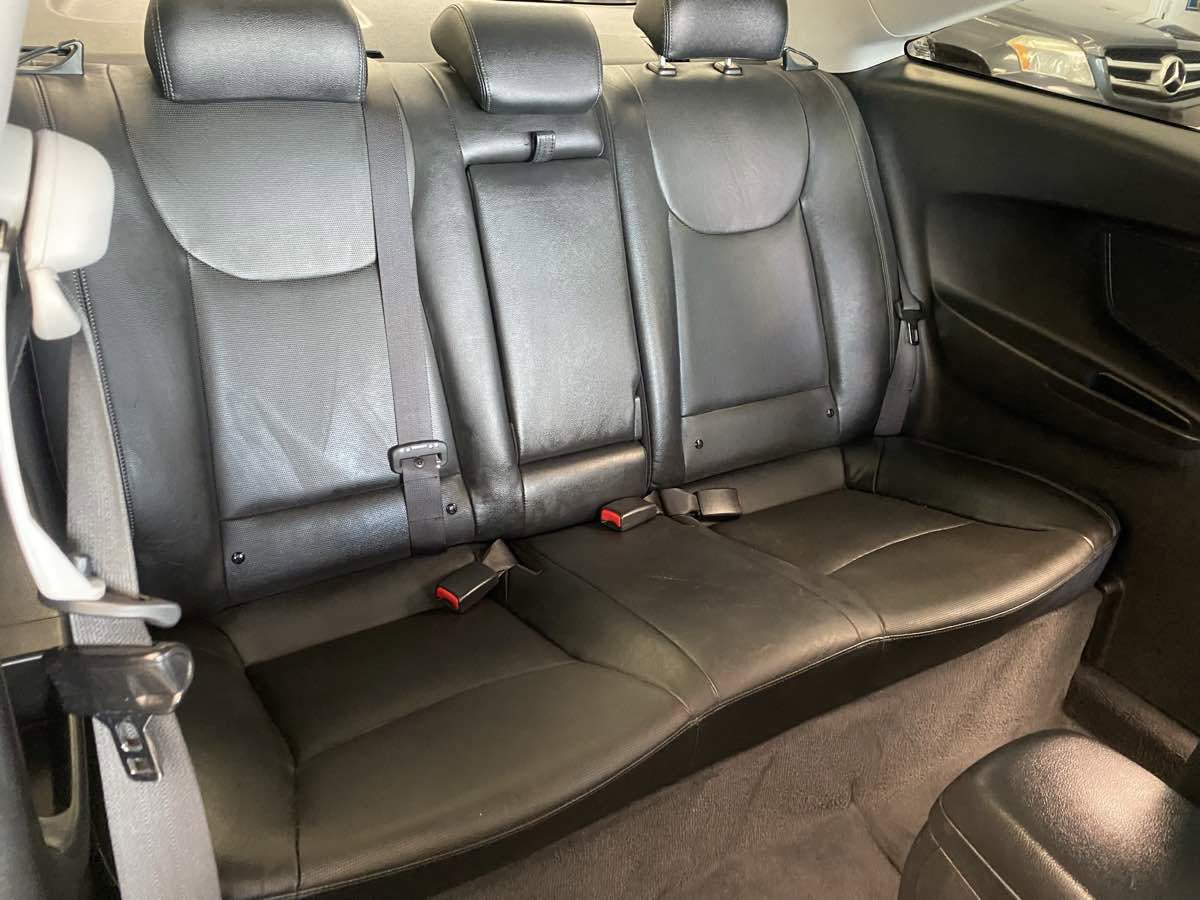 Used 2013 Hyundai Elantra SE FWD image 23