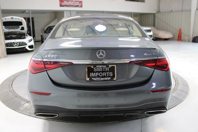 Used 2021 Mercedes-Benz S 580 4MATIC Sedan w/ AMG Line image 5