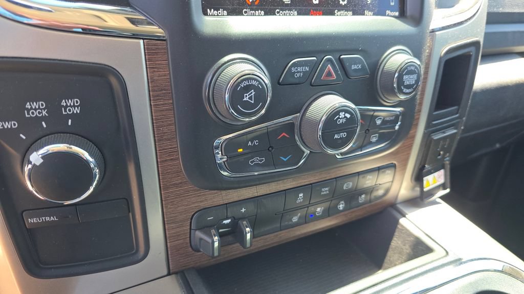 Used 2018 RAM 2500 Laramie AWD/4WD image 19