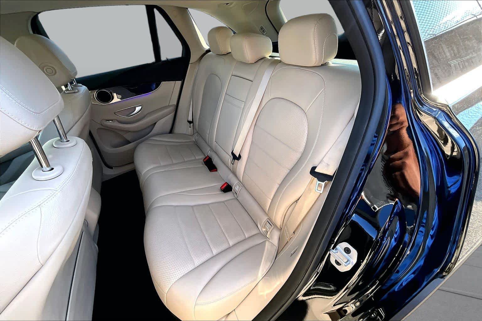 Used 2021 Mercedes-Benz GLC 300 image 23