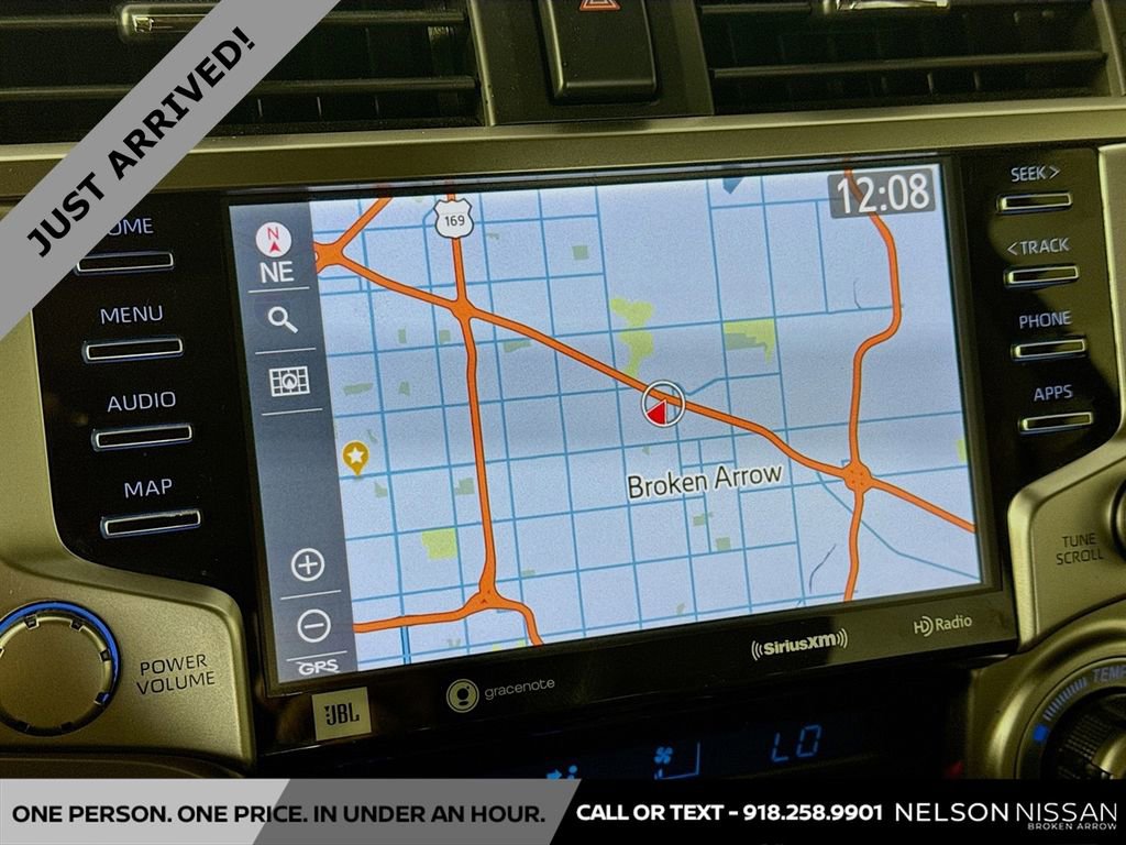 Used 2020 Toyota 4Runner Limited image 13