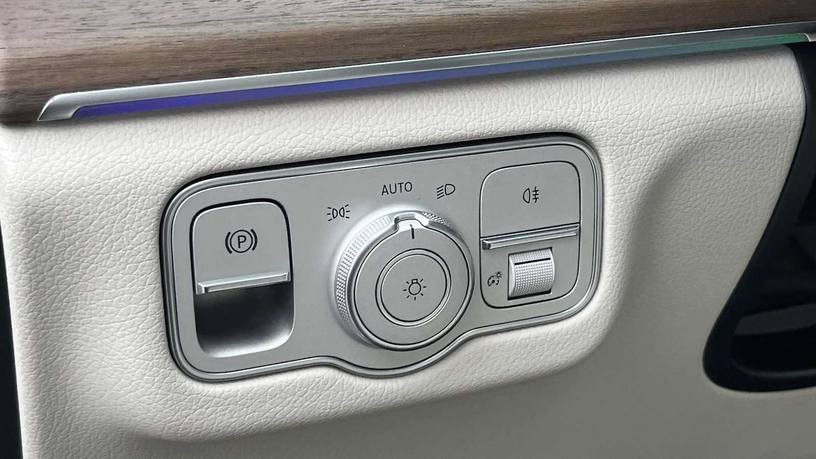 New 2026 Mercedes-Benz GLS 450 4MATIC image 56