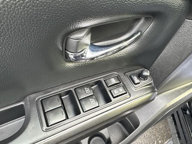 Used 2021 Nissan Titan PRO-4X w/ Pro-4x Convenience Package image 24