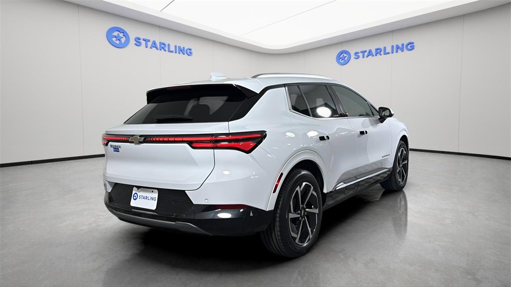 Used 2025 Chevrolet Equinox EV LT image 8