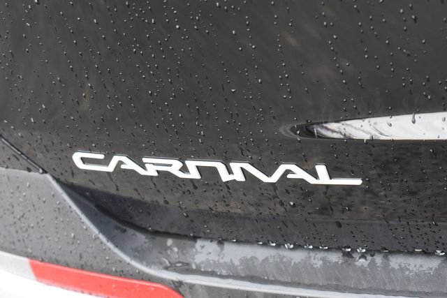 New 2026 Kia Carnival EX FWD image 17