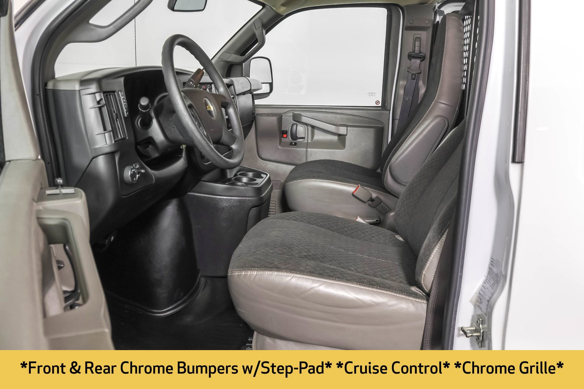 Used 2023 Chevrolet Express 2500 w/ Driver Convenience Package image 7