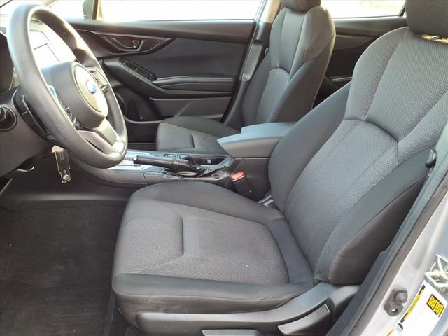 Used 2017 Subaru Impreza 2.0i Premium image 5