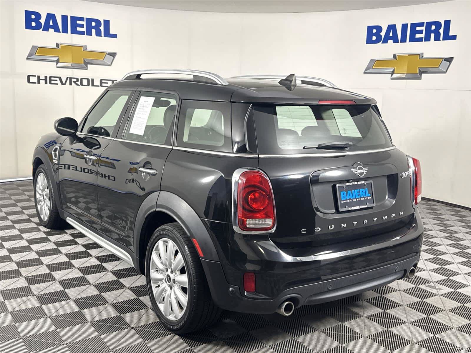 Used 2020 MINI Cooper Countryman S FWD image 3
