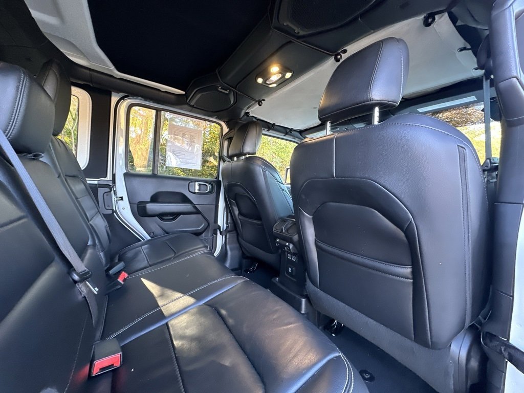 Used 2019 Jeep Wrangler Unlimited Sahara w/ Quick Order Package 24M Moab image 21