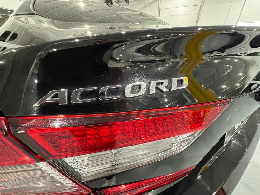 Used 2018 Honda Accord LX image 37