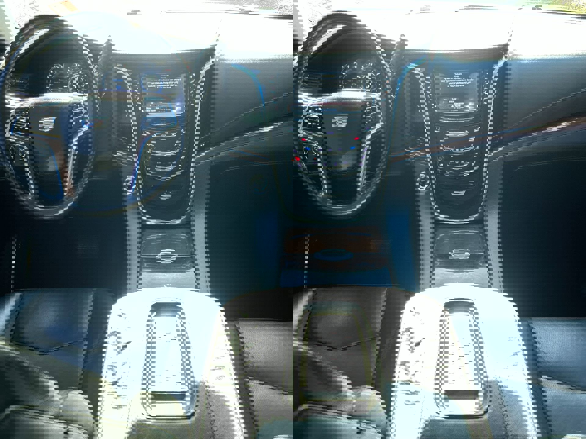 Used 2017 Cadillac Escalade Premium Luxury image 18