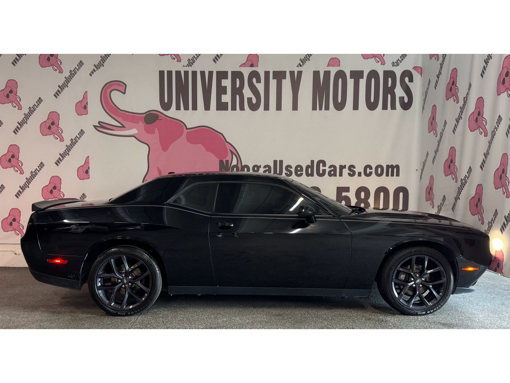 Used 2020 Dodge Challenger SXT w/ Blacktop Package RWD image 9