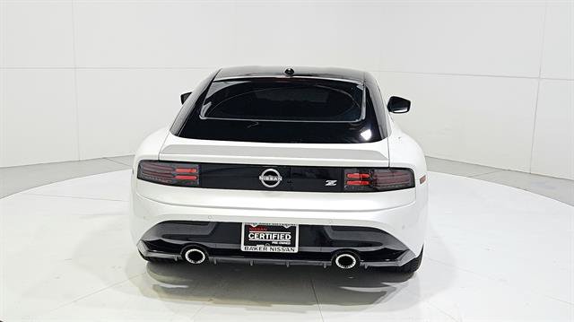 Certified 2024 Nissan Z Performance w/ Floor Mat Package RWD image 7