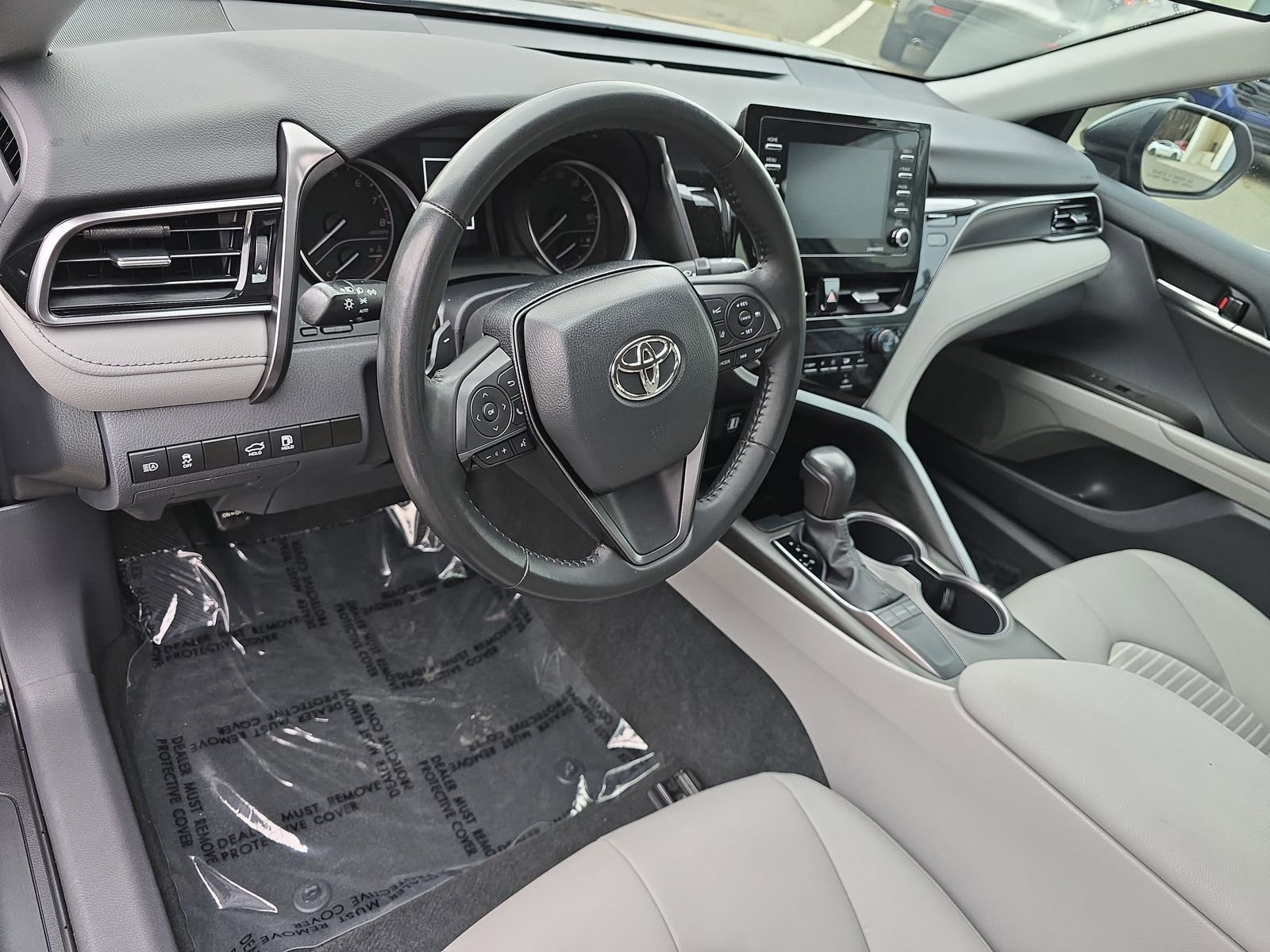 Used 2023 Toyota Camry SE image 21