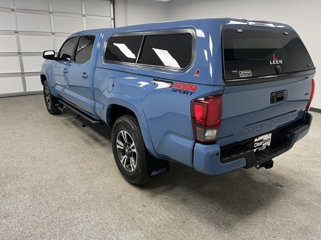 Used 2019 Toyota Tacoma TRD Sport image 7