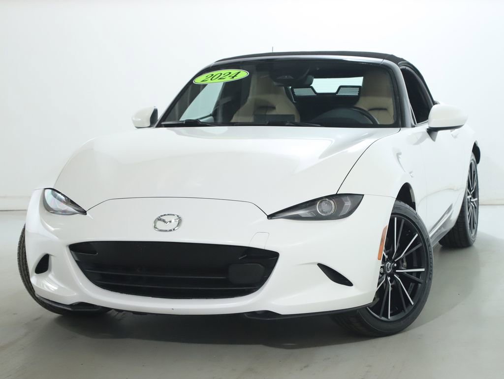 Used 2024 MAZDA MX-5 Miata Grand Touring image 3