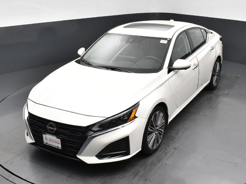 Used 2024 Nissan Altima 2.5 SL FWD image 18