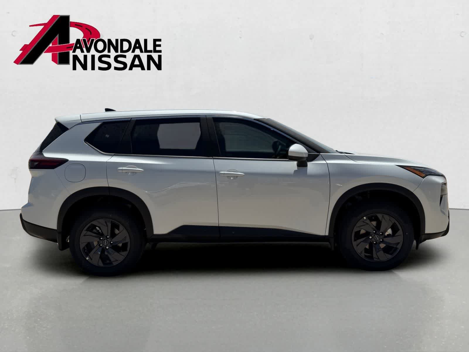New 2026 Nissan Rogue SV FWD image 9