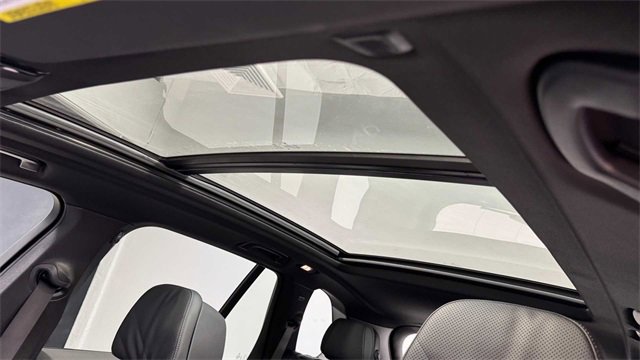 Used 2023 BMW X5 xDrive45e w/ M Sport Package image 33