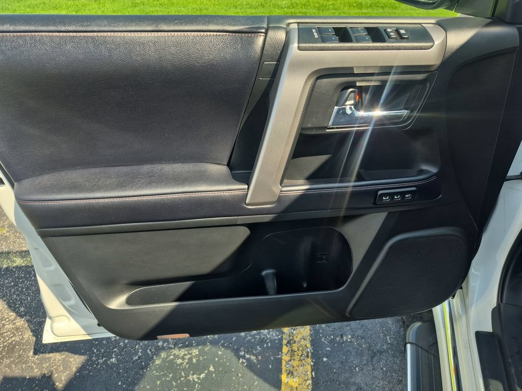 Used 2019 Toyota 4Runner Limited AWD/4WD image 26
