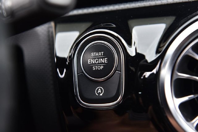 Used 2023 Mercedes-Benz CLA 250 4MATIC w/ Premium Package image 16