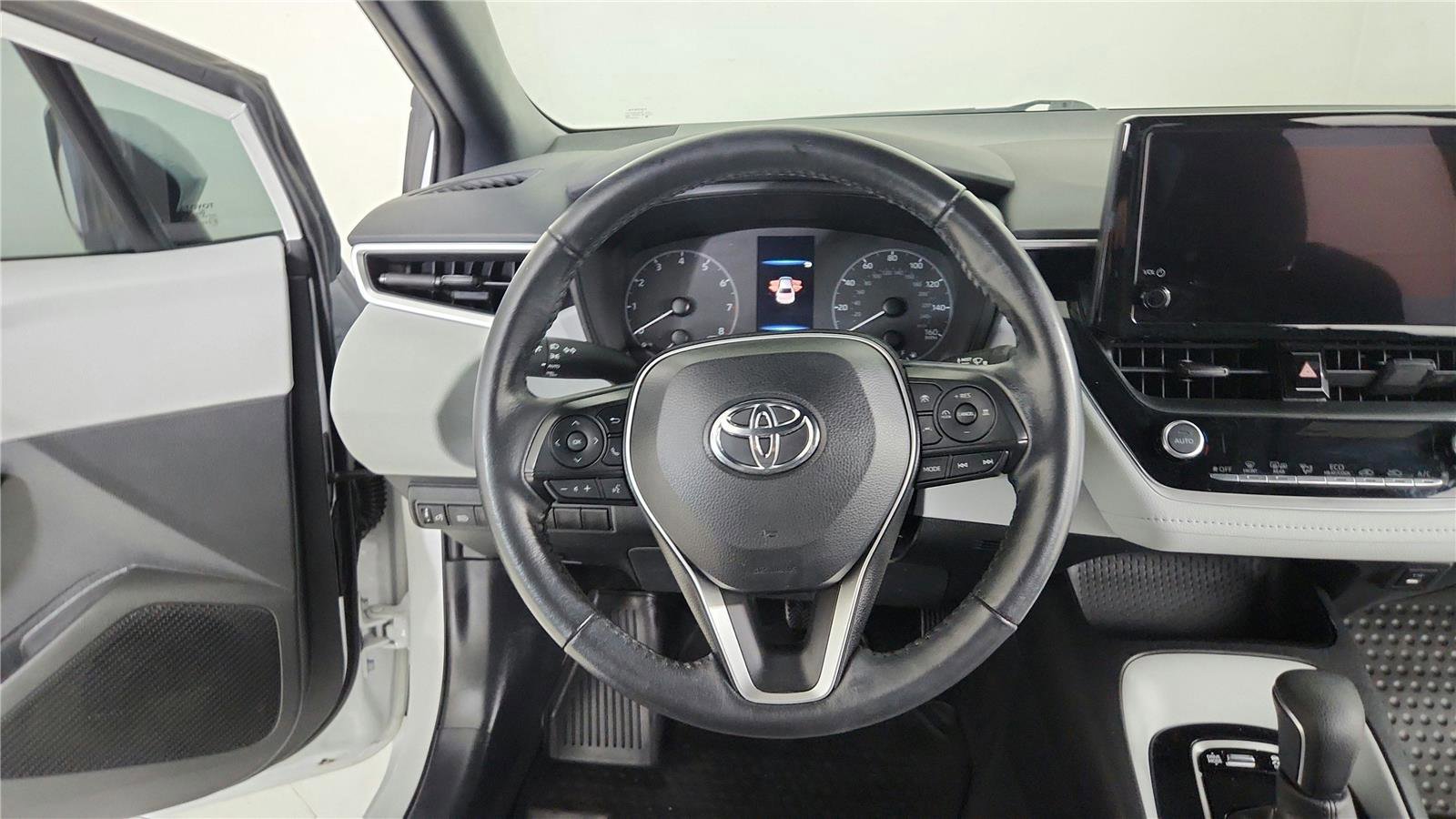Used 2024 Toyota Corolla SE FWD image 12