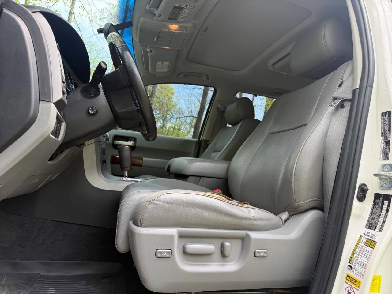 Used 2012 Toyota Sequoia Platinum AWD/4WD image 44