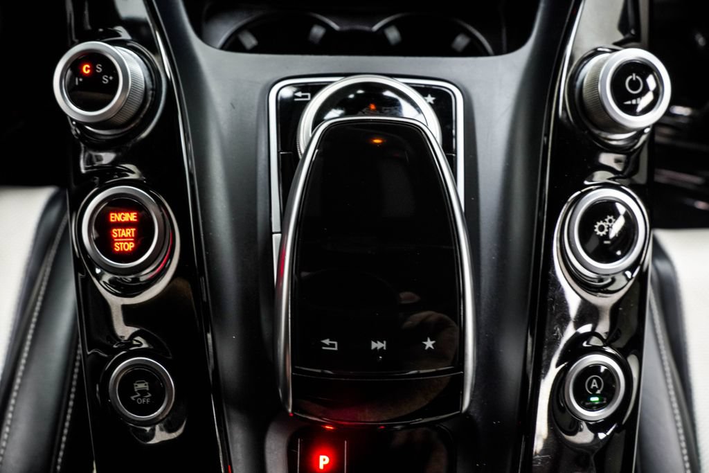 Used 2018 Mercedes-Benz AMG GT Roadster image 23
