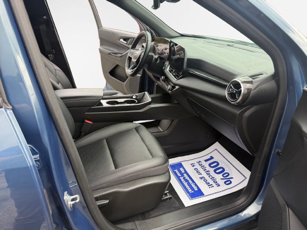 Used 2025 Chevrolet Equinox LT w/ Convenience Package II AWD/4WD image 26