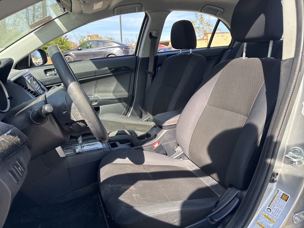 Used 2016 Mitsubishi Lancer ES image 5