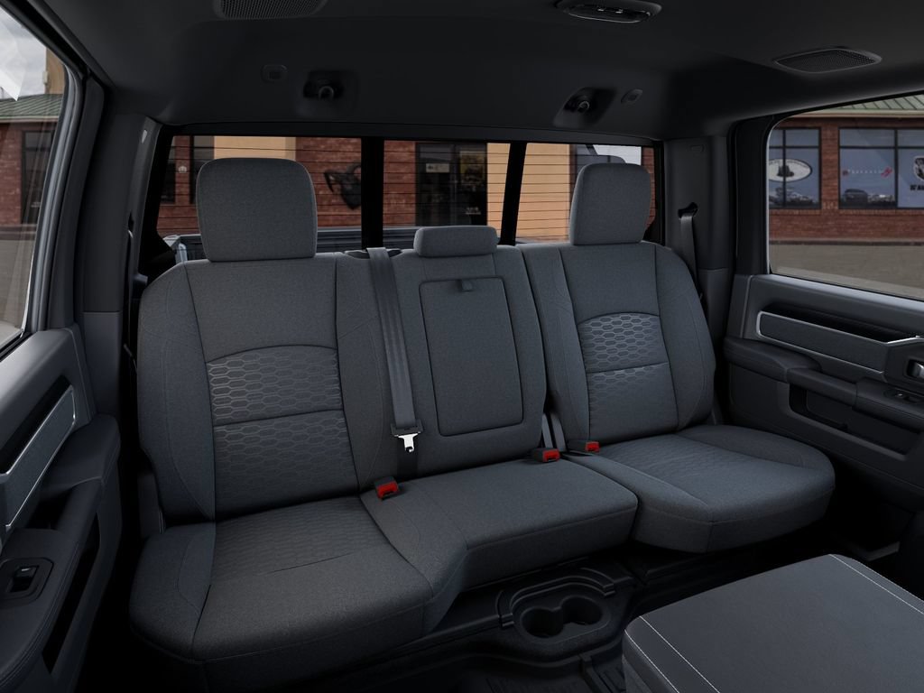 New 2025 RAM 2500 Big Horn AWD/4WD image 17