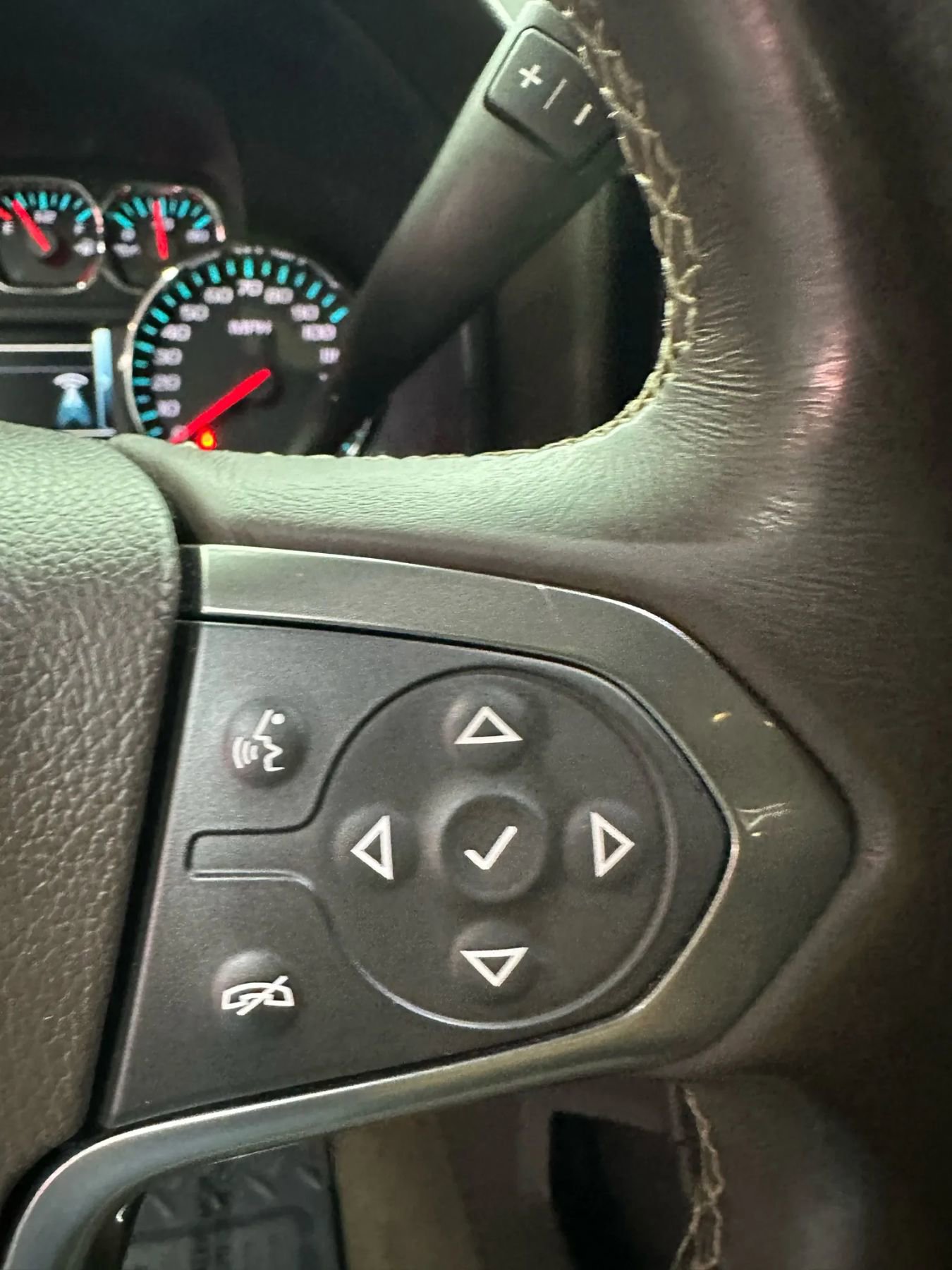 Used 2017 Chevrolet Silverado 1500 LT w/ All Star Edition image 15