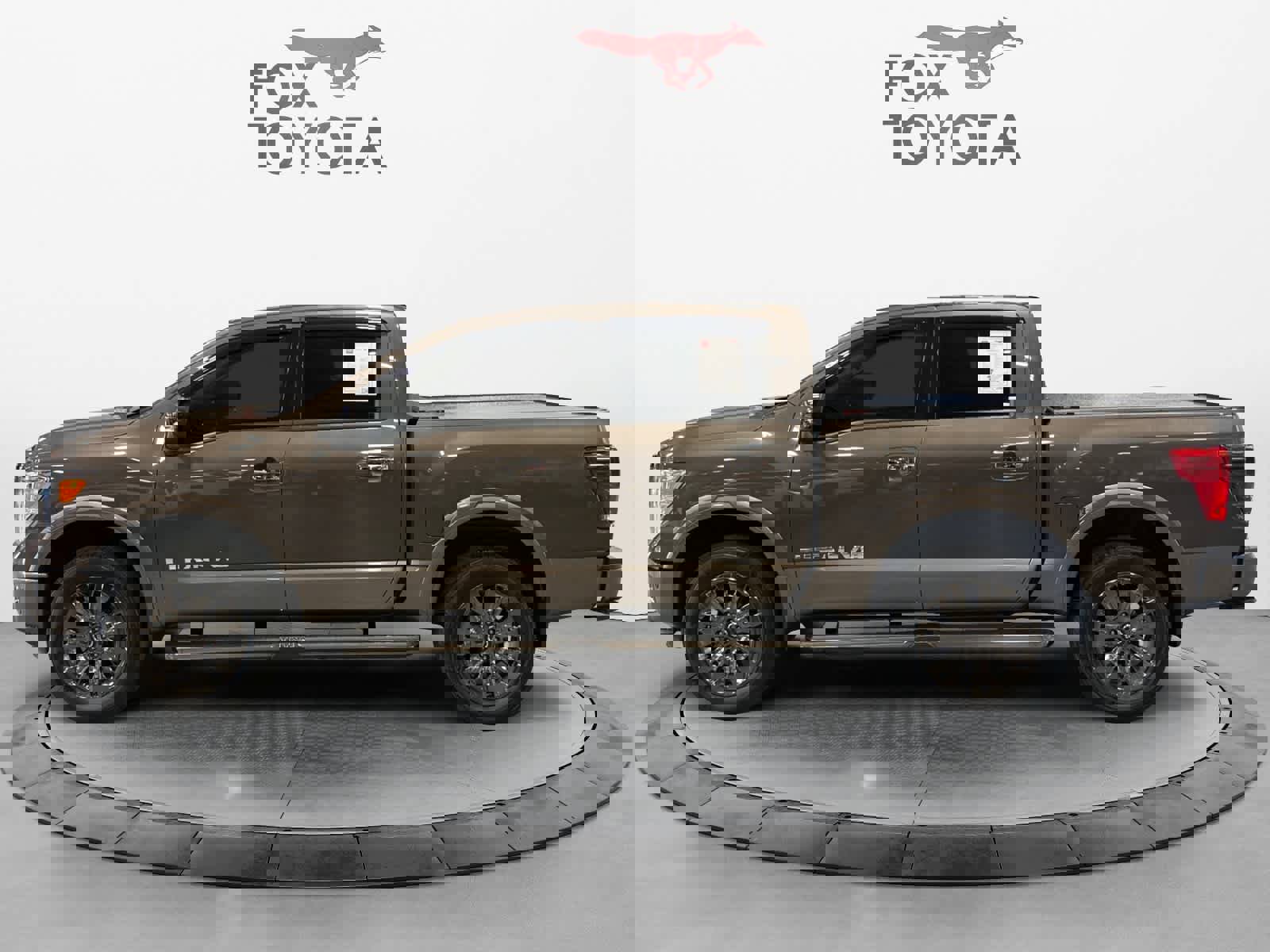 Used 2019 Nissan Titan Platinum Reserve w/ Platinum Utility Package image 3