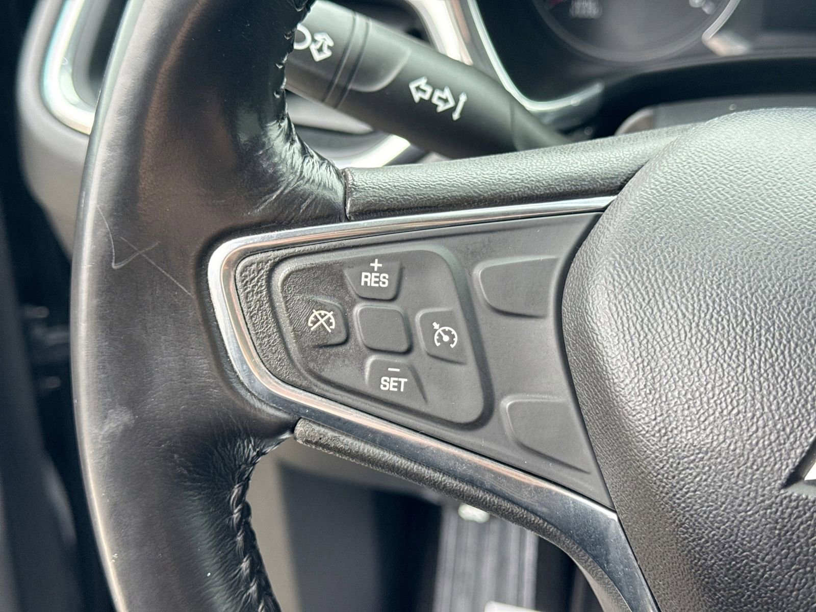 Used 2019 Chevrolet Equinox LT image 17