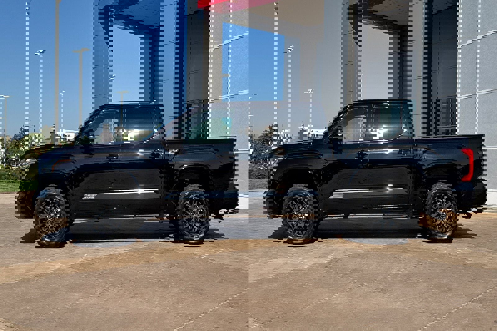 New 2026 Toyota Tundra Platinum image 7