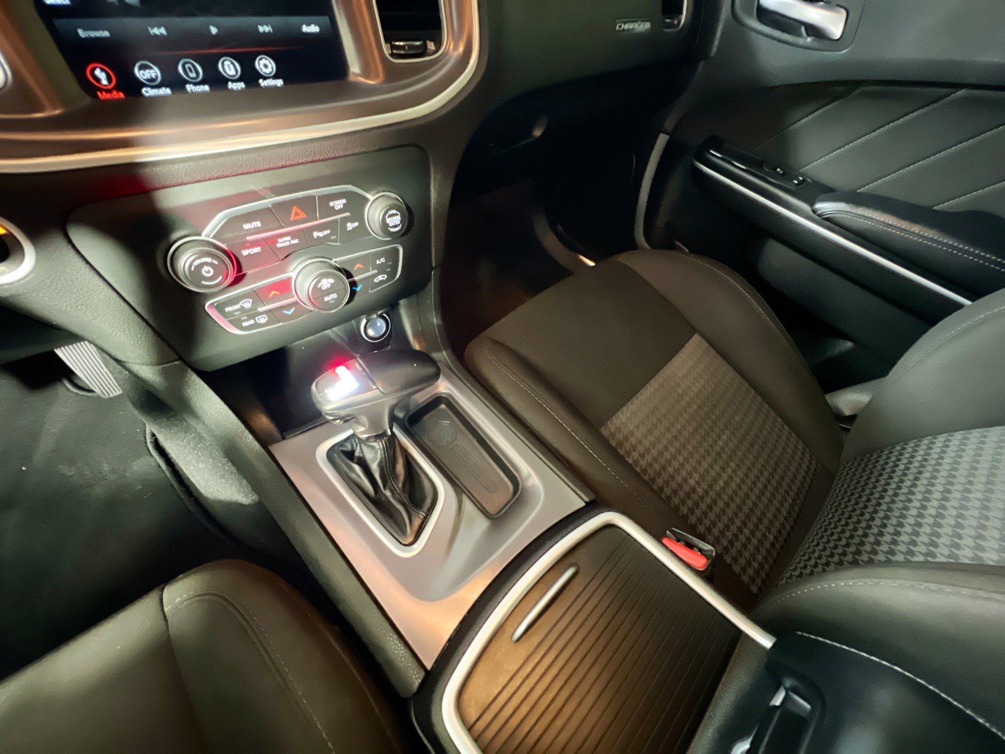 Used 2021 Dodge Charger R/T image 25