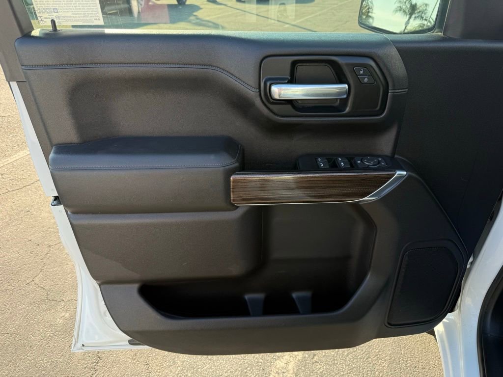 Used 2019 Chevrolet Silverado 1500 LT w/ All-Star Edition image 18