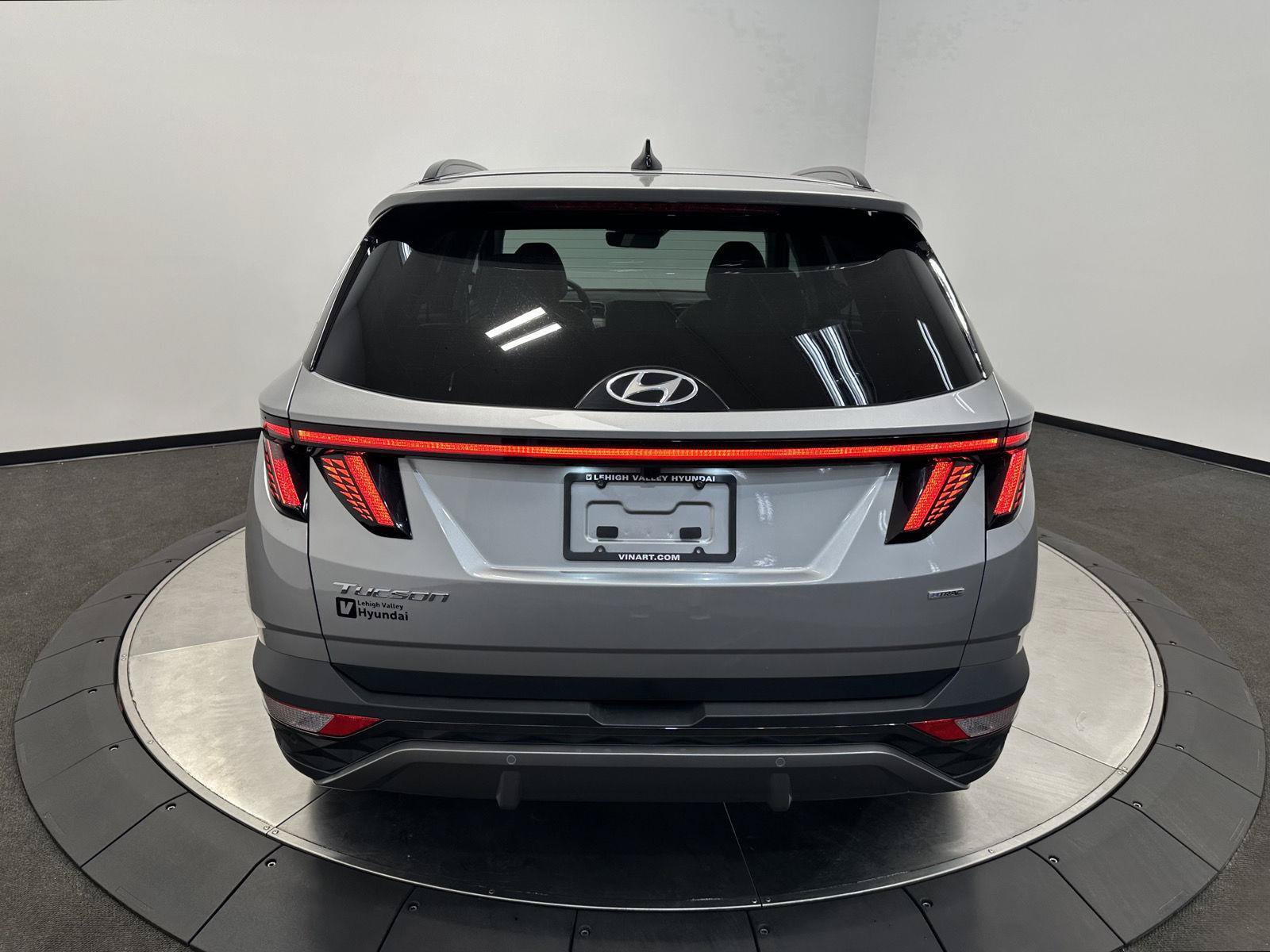 Certified 2024 Hyundai Tucson Limited AWD/4WD image 6