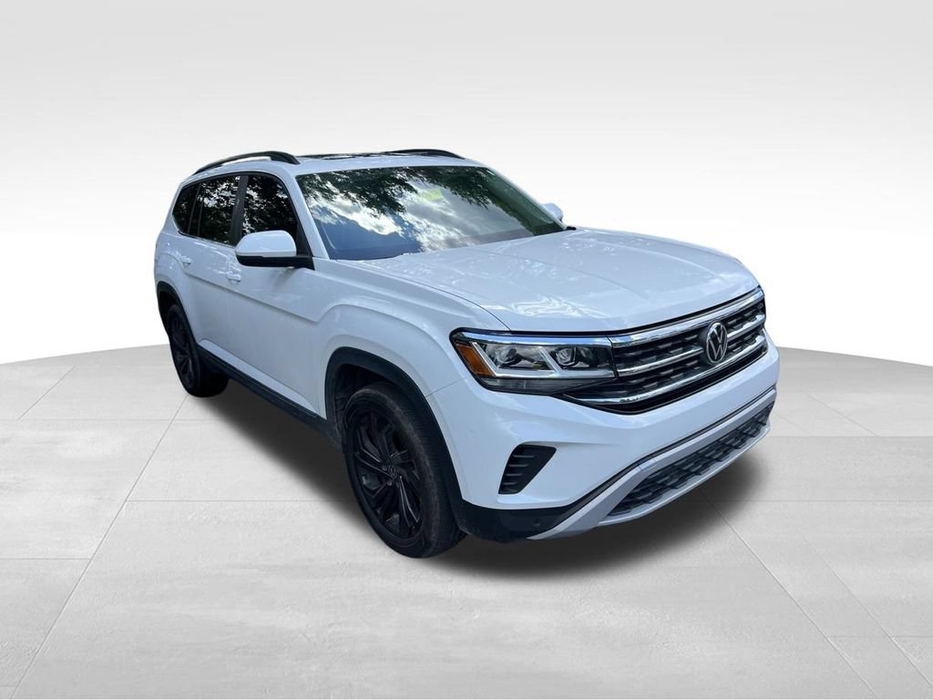 Used 2023 Volkswagen Atlas SE w/ Panoramic Sunroof Package FWD image 4