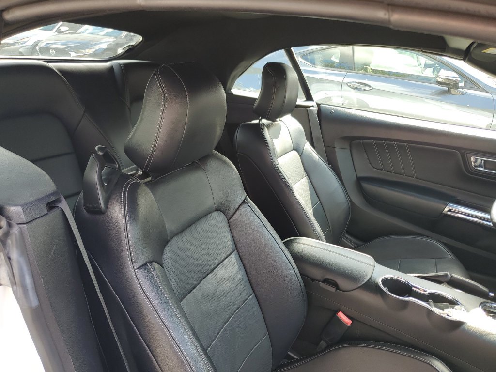 Used 2017 Ford Mustang GT Premium RWD image 12