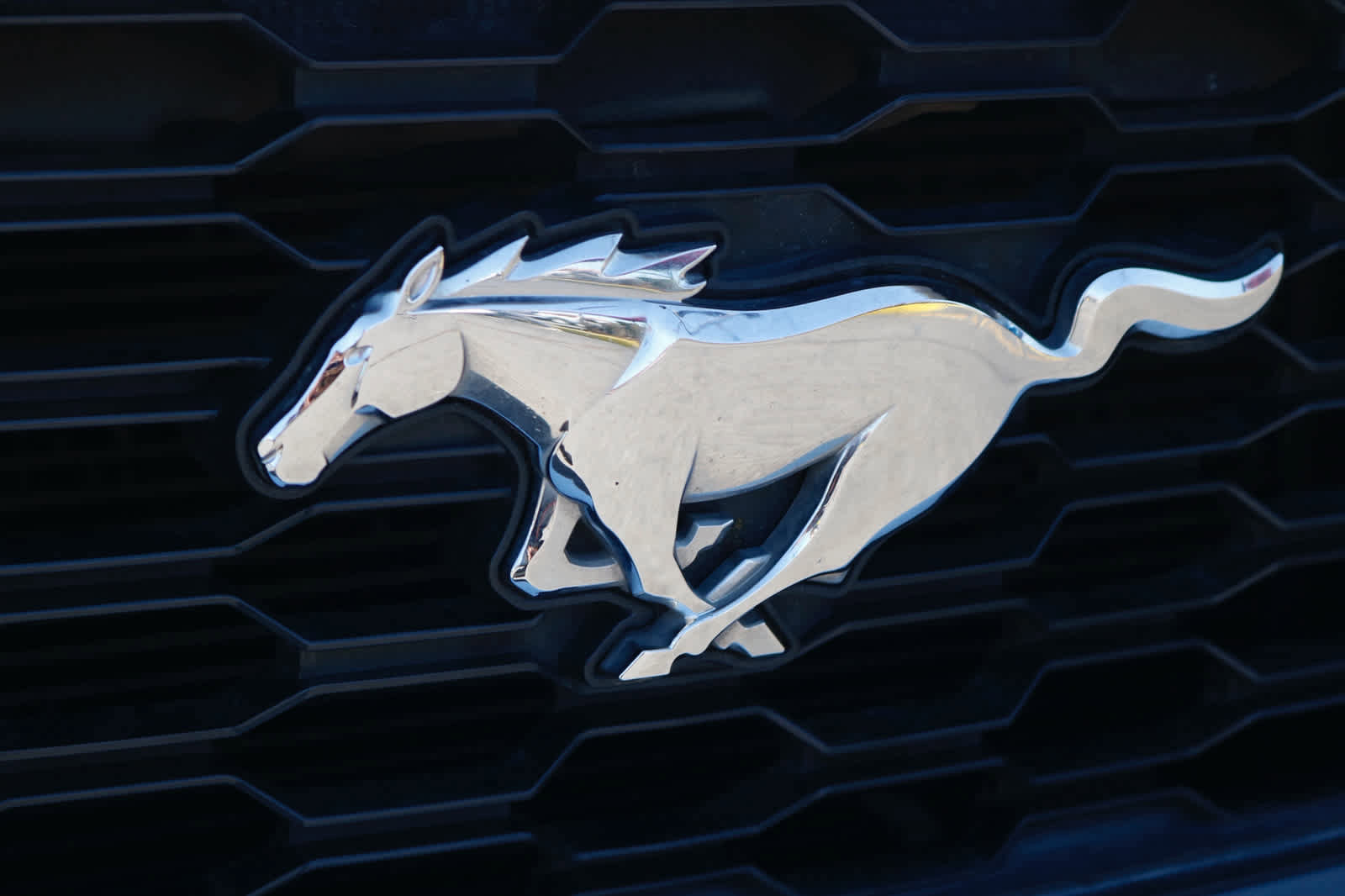 Used 2015 Ford Mustang GT Premium RWD image 10