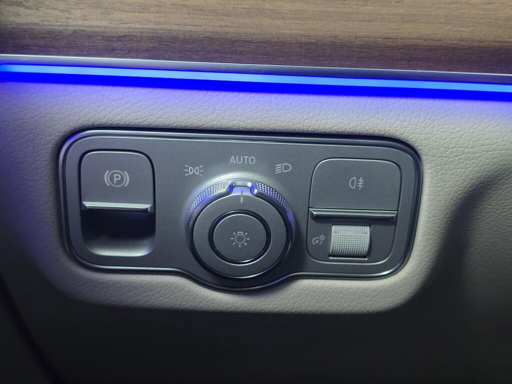 New 2026 Mercedes-Benz GLS 450 4MATIC image 27