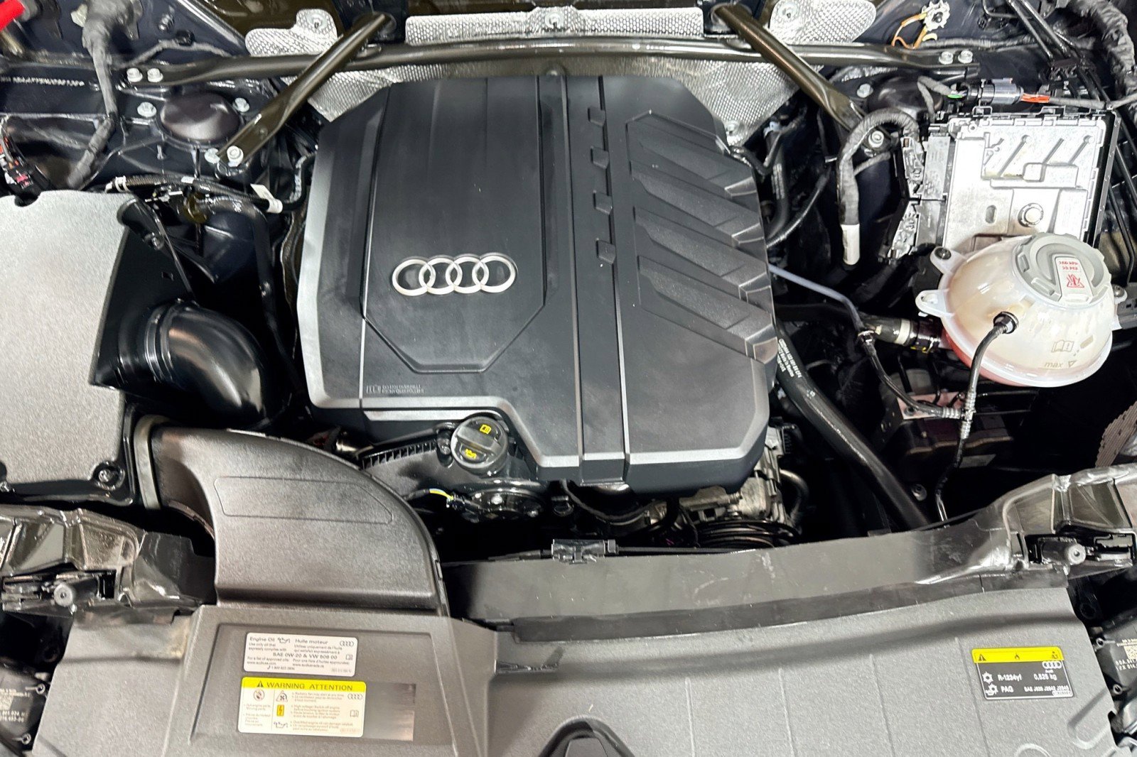 Used 2022 Audi Q5 2.0T Premium w/ Convenience Package image 27