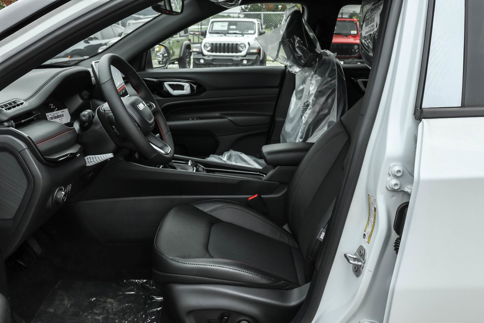 New 2026 Jeep Compass Trailhawk image 5