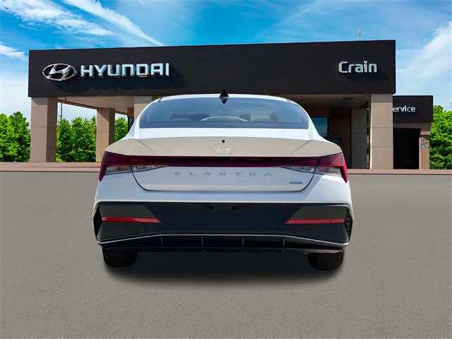 New 2025 Hyundai Elantra Blue image 6