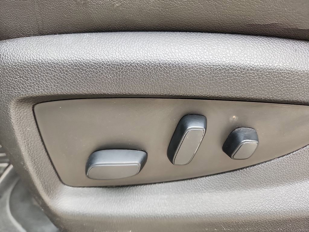 Used 2019 GMC Yukon XL Denali image 21