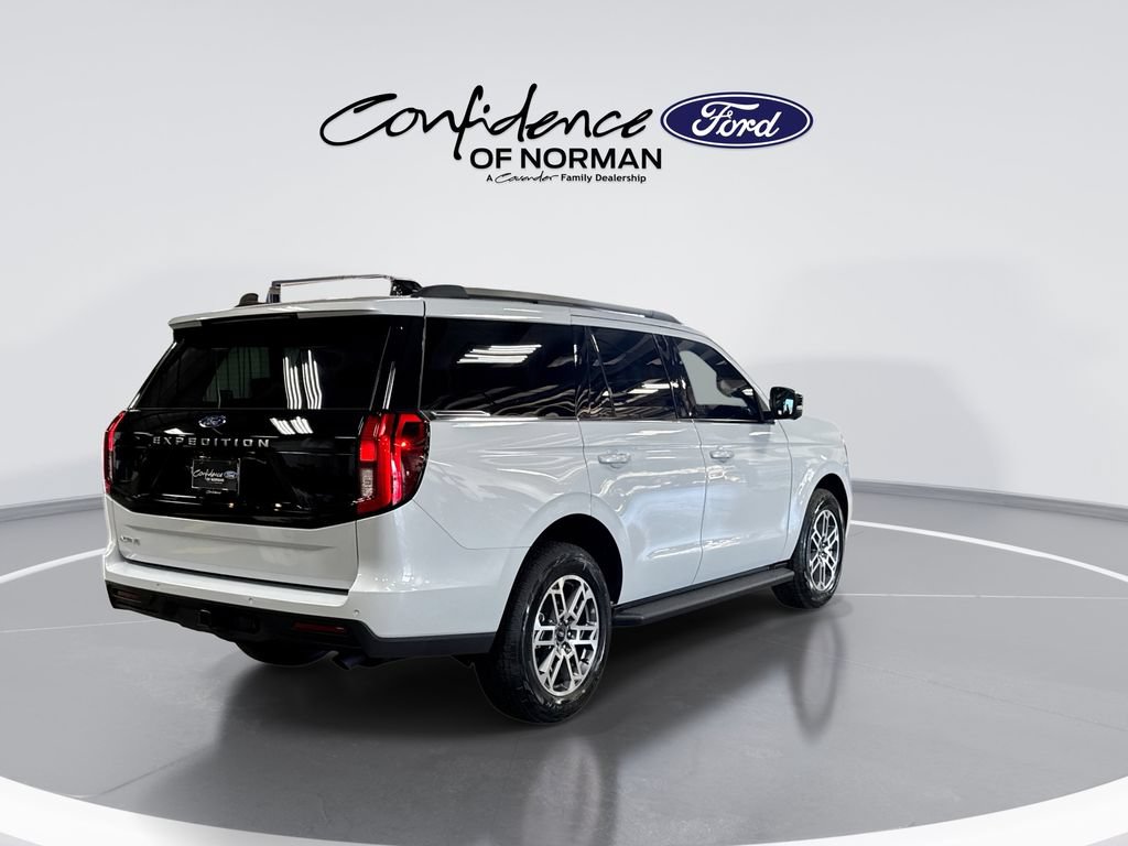 New 2026 Ford Expedition Active AWD/4WD image 8